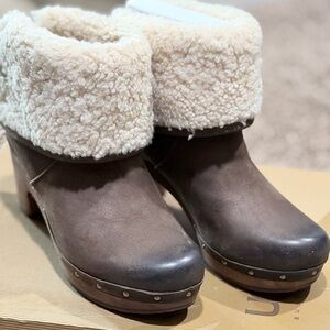 UGG Brown Leather Clog Boots with Cream Shearling Cuff